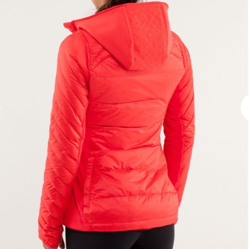 RELISTED.  NWT Lululemon RUN: What The Fluff Jacket Love Red 8 - Picture 3 of 15